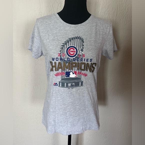 Chicago Cubs Tshirt - Picture 1 of 5